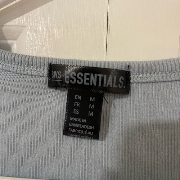 💙Essentials button up tee - Picture 2 of 3